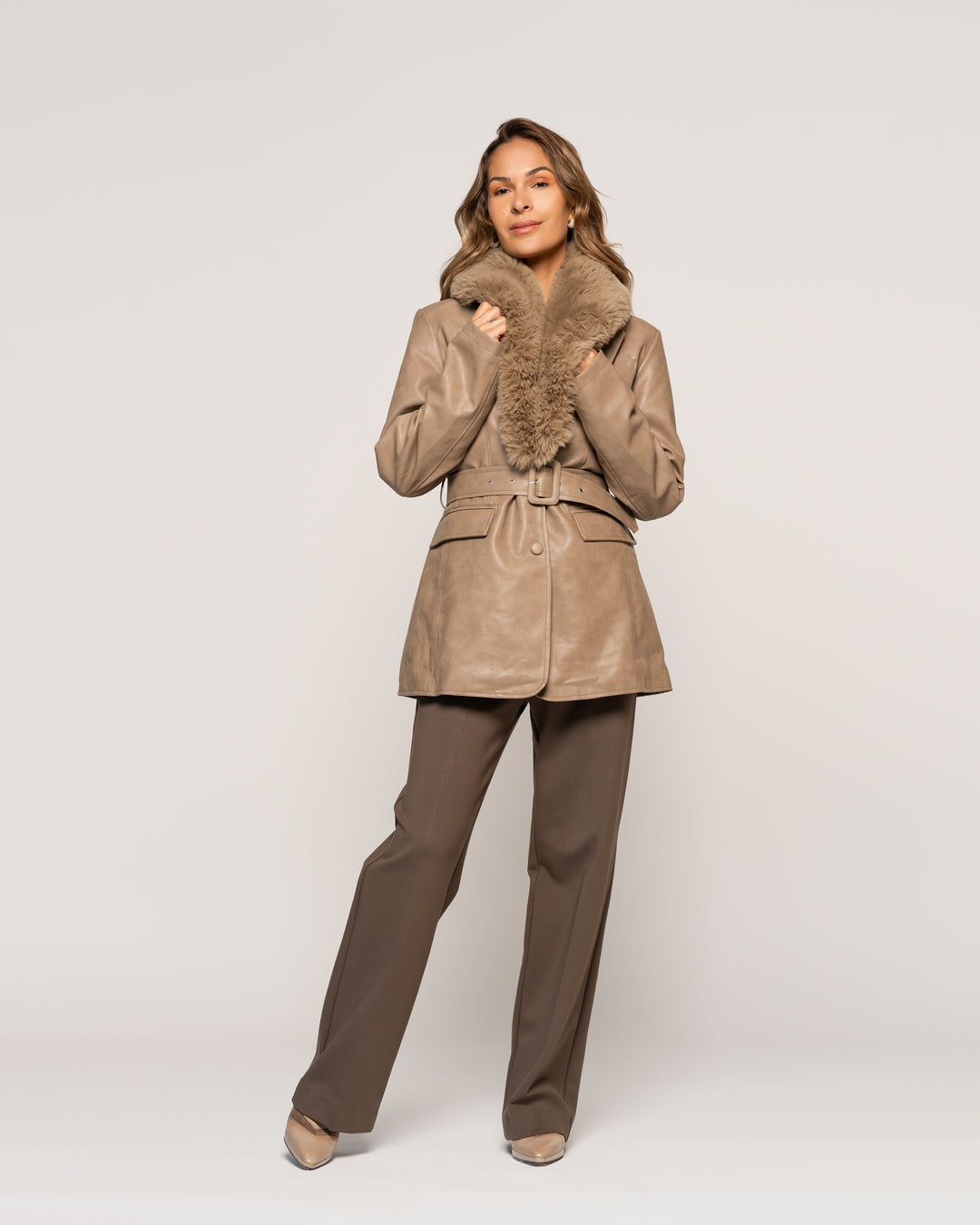 Chaqueta Marina Camel Cuello con solapa pelos Manga larga Ajustada Puño ajustado Mujer