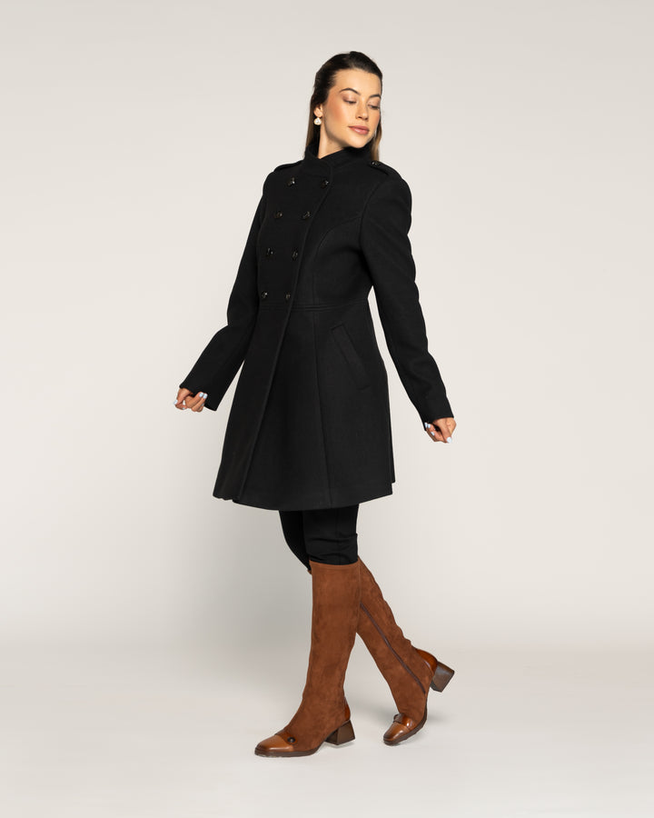 Abrigo Teodora Negro Cuello Alto Ludovica