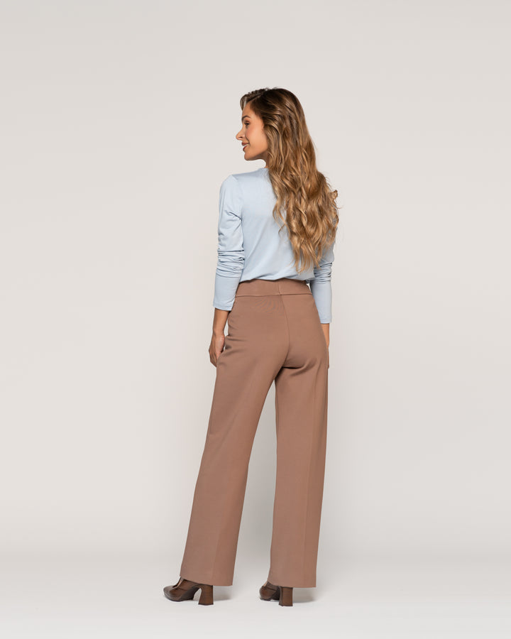 Polera Sonia Cielo Ajustada Cuello Redondo Manga Larga Ludovica