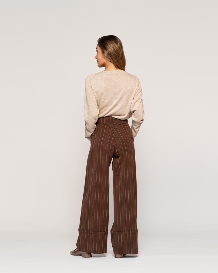 Polera Elvira Beige Ajustada Cuello Alto Manga Larga Ludovica