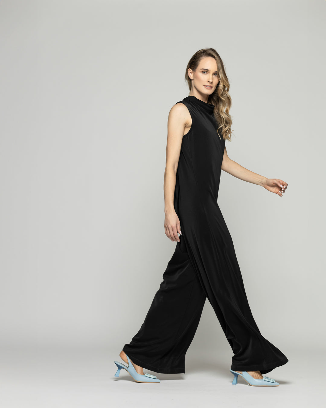 Enterito Mujer Azalea Escote Mao Alto Palazzo Negro Ludovica