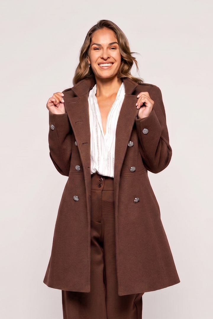 Abrigo Teodora Café Cuello Alto Ludovica