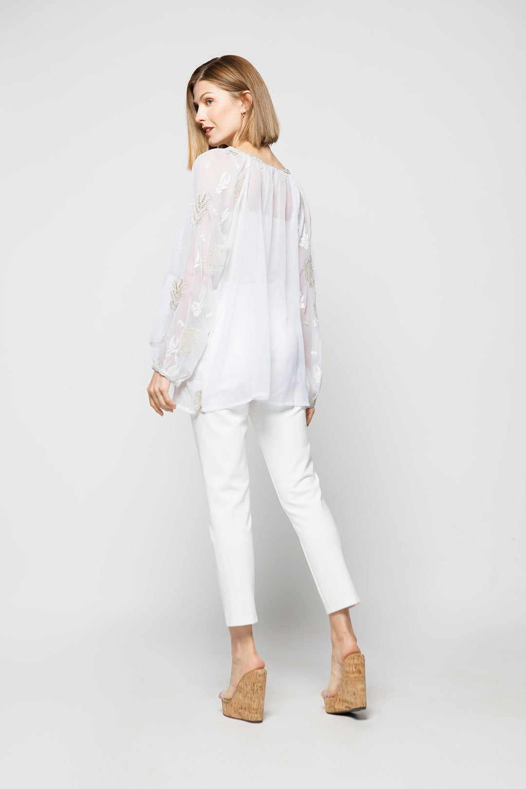 BLUSA VIOLETA BLANCO