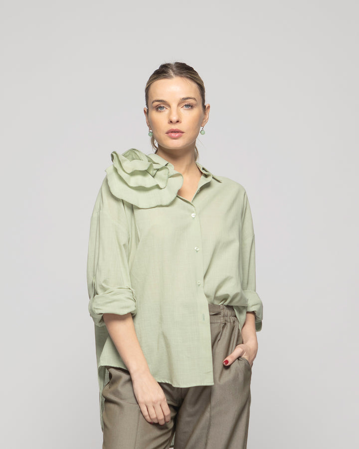 Blusa Mujer Buganvilla Camisera Viscosa Manga Larga Detalle Flor Verde Salvia Ludovica