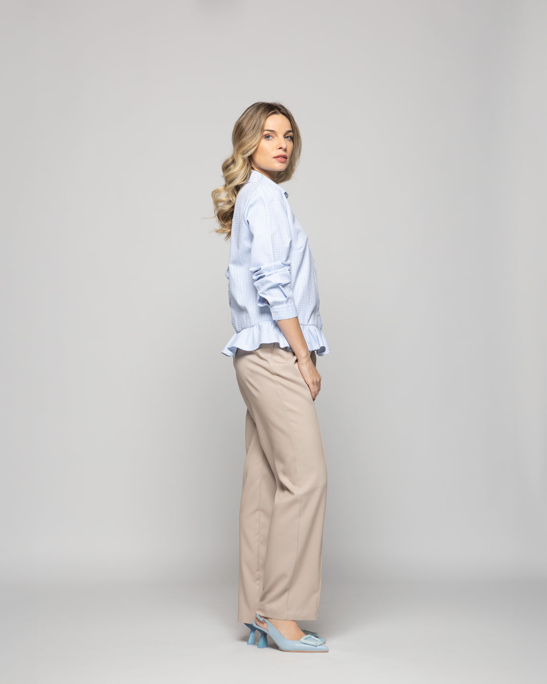Blusa Mujer Cala Camisera Houndstooth Con Volante En Basta Celeste Ludovica