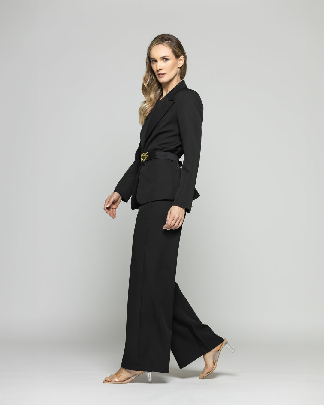 Blazer Mujer Hibisco Clásico Con Cinturón Negro Ludovica