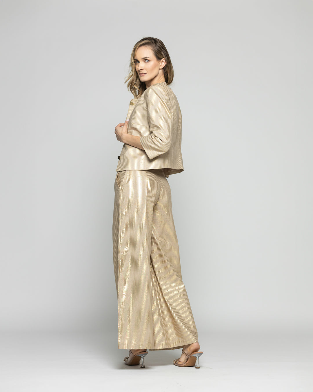 Blazer Mujer Iris Corto Escote Redondo Algodón Manga 3/4 Folia Beige Ludovica
