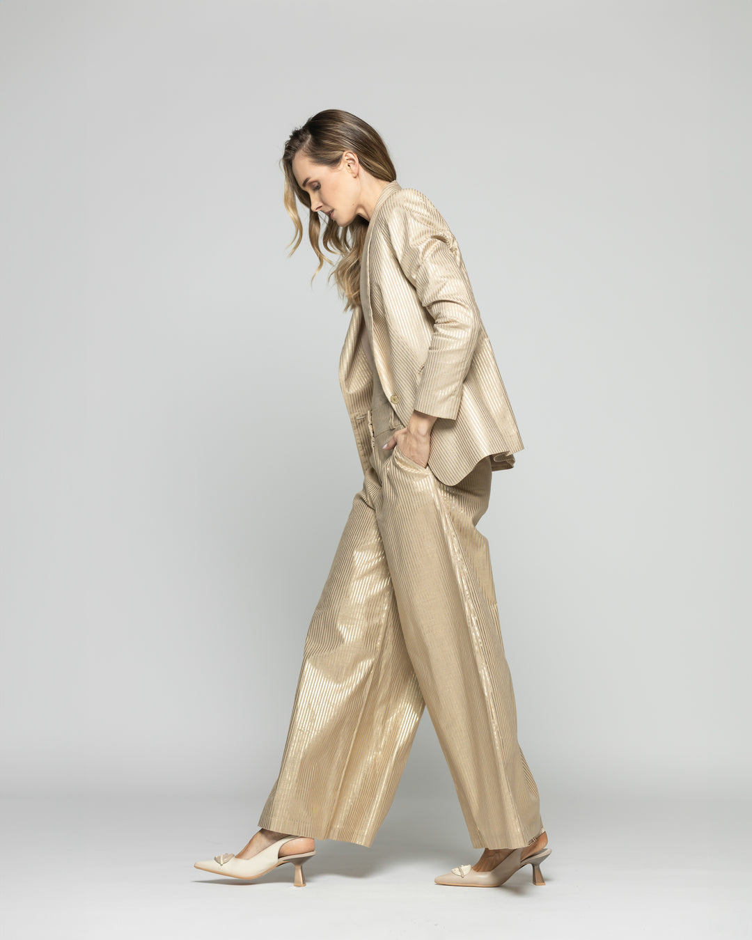 Blazer Mujer Iris Largo Clásico Algodón Folia Beige Ludovica