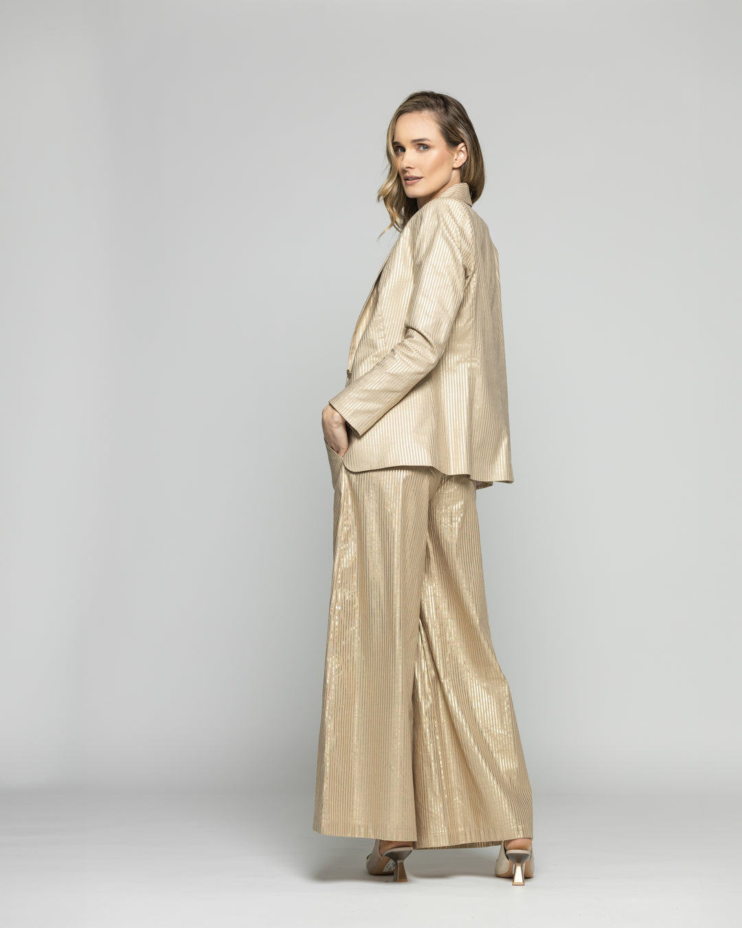 Blazer Mujer Iris Largo Clásico Algodón Folia Beige Ludovica