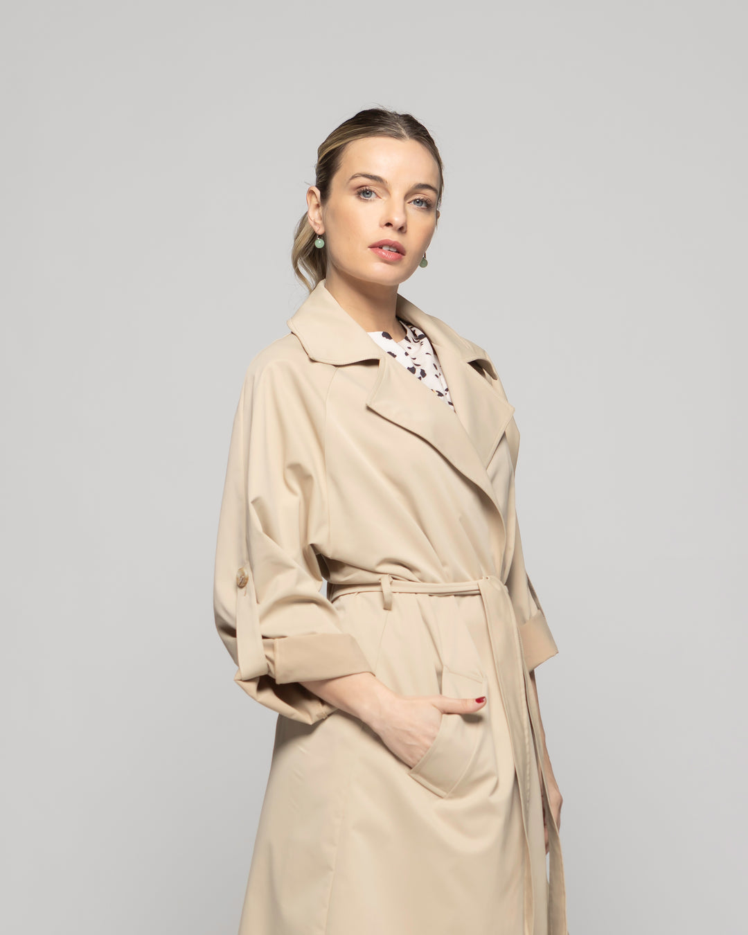 Trench Mujer Jazmín Largo Clásico Con Cinturón Beige Ludovica