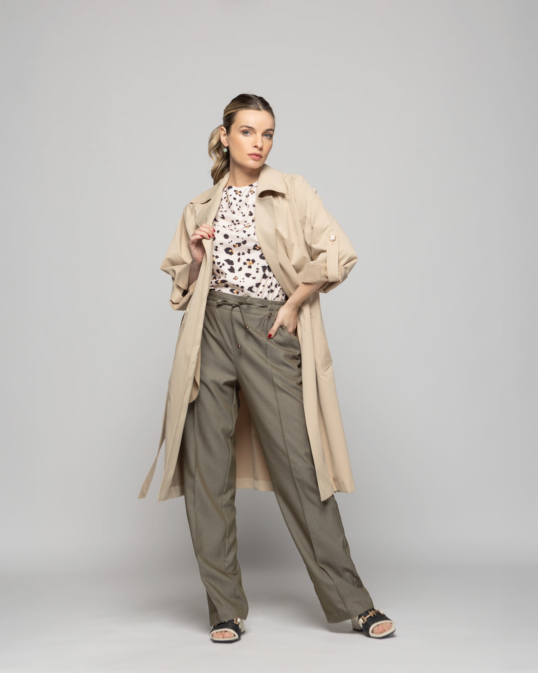 Trench Mujer Jazmín Largo Clásico Con Cinturón Beige Ludovica