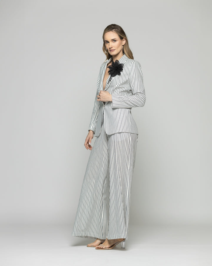 Blazer Mujer Liatris Largo Clásico Algodón Rayas Negro Y Blanco Ludovica