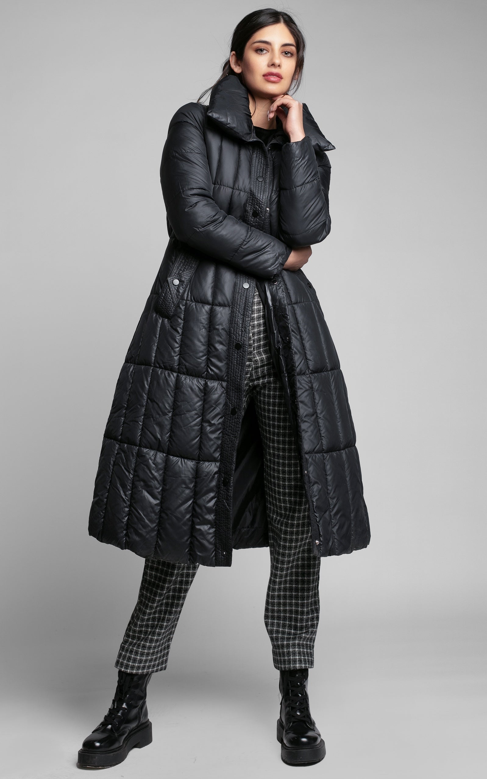 Parka Malva Negro – Ludovica Chile