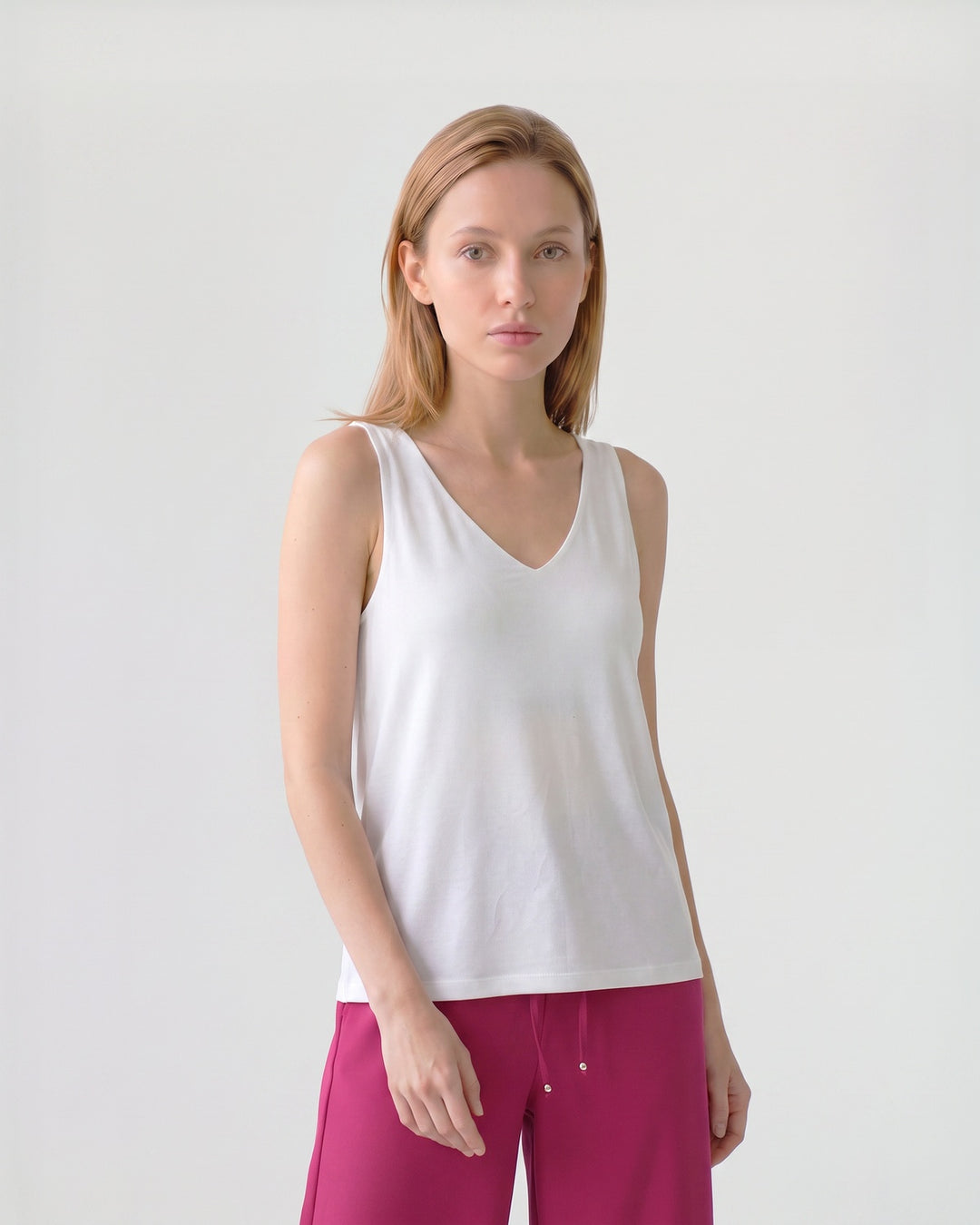 Polera Mujer Pía Escote V Blanco Ludovica