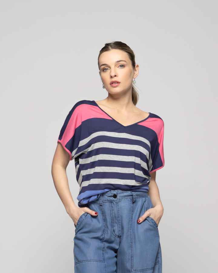 Polera Mujer Nemesia Escote V Manga Corta Rayas Multicolor Ludovica