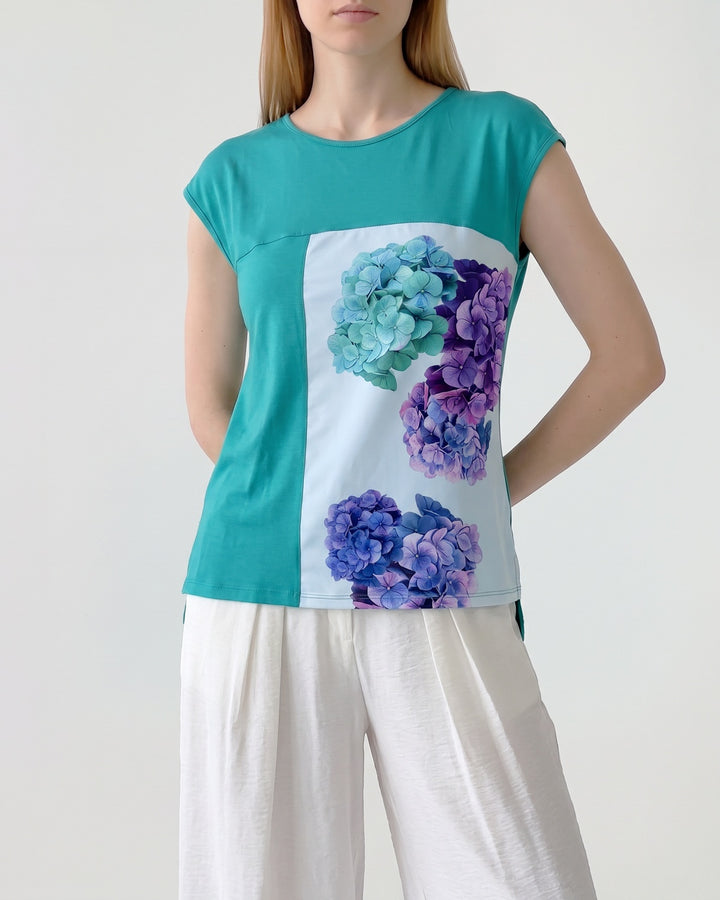 Polera Mujer Flavia Estampado Frontal Esmeralda Ludovica