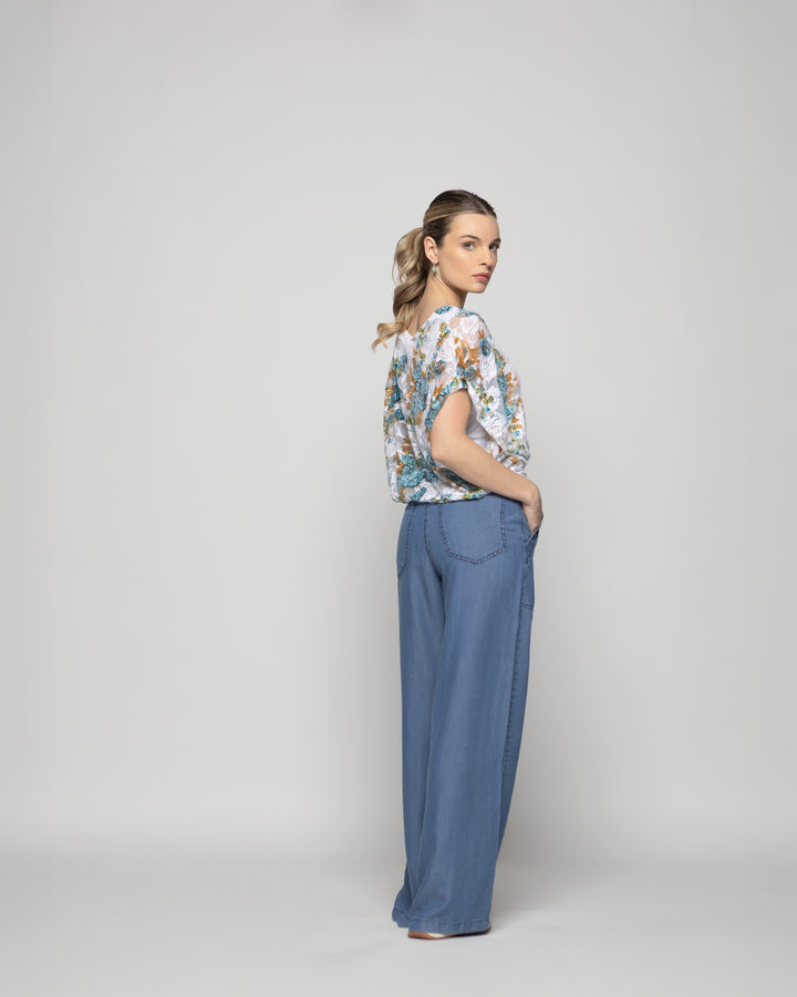 Polera Nigella Manga Caída Encaje Floral Blanco Y Verde Turquesa Ludovica