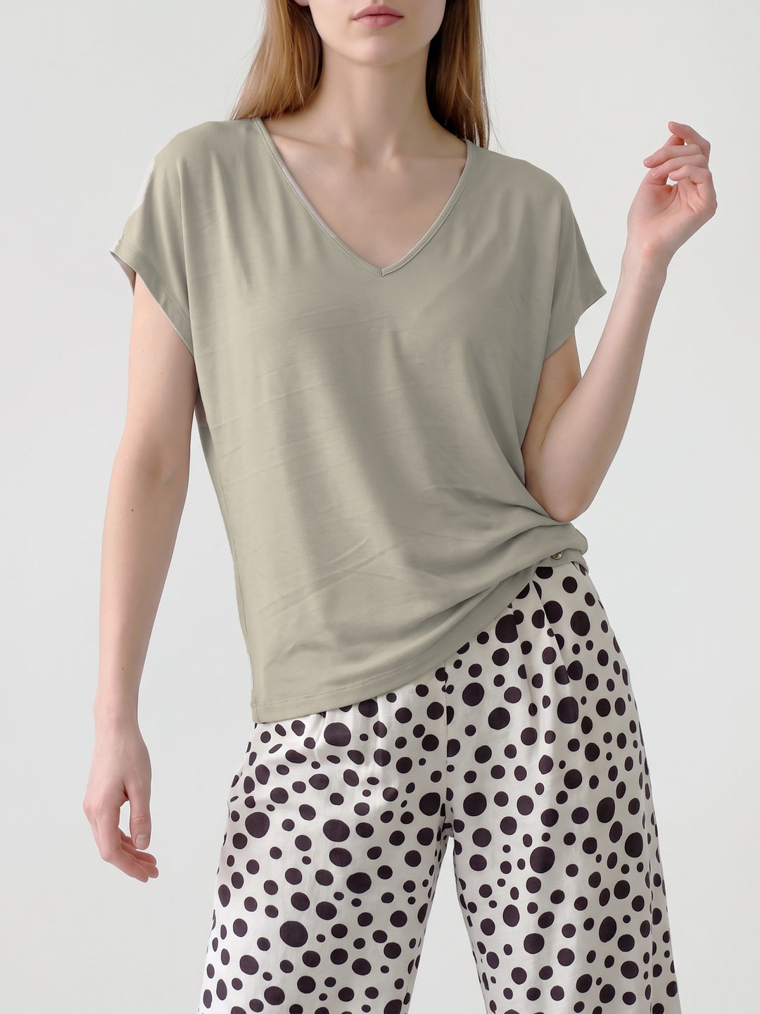 Polera Mujer Luigina Escote V Sand Ludovica