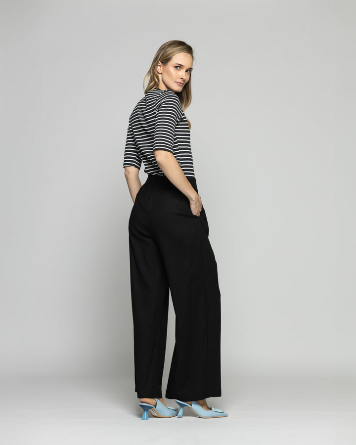 Polera Mujer Orquídea Escote Redondo Manga 3/4 Rayas Blancas Negra