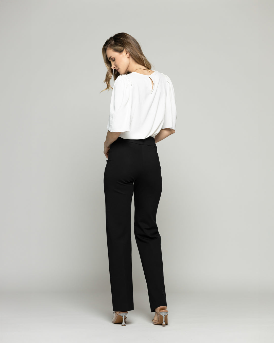 Pantalón Mujer Russelia Slim Fit Doble Botón Negro Ludovica
