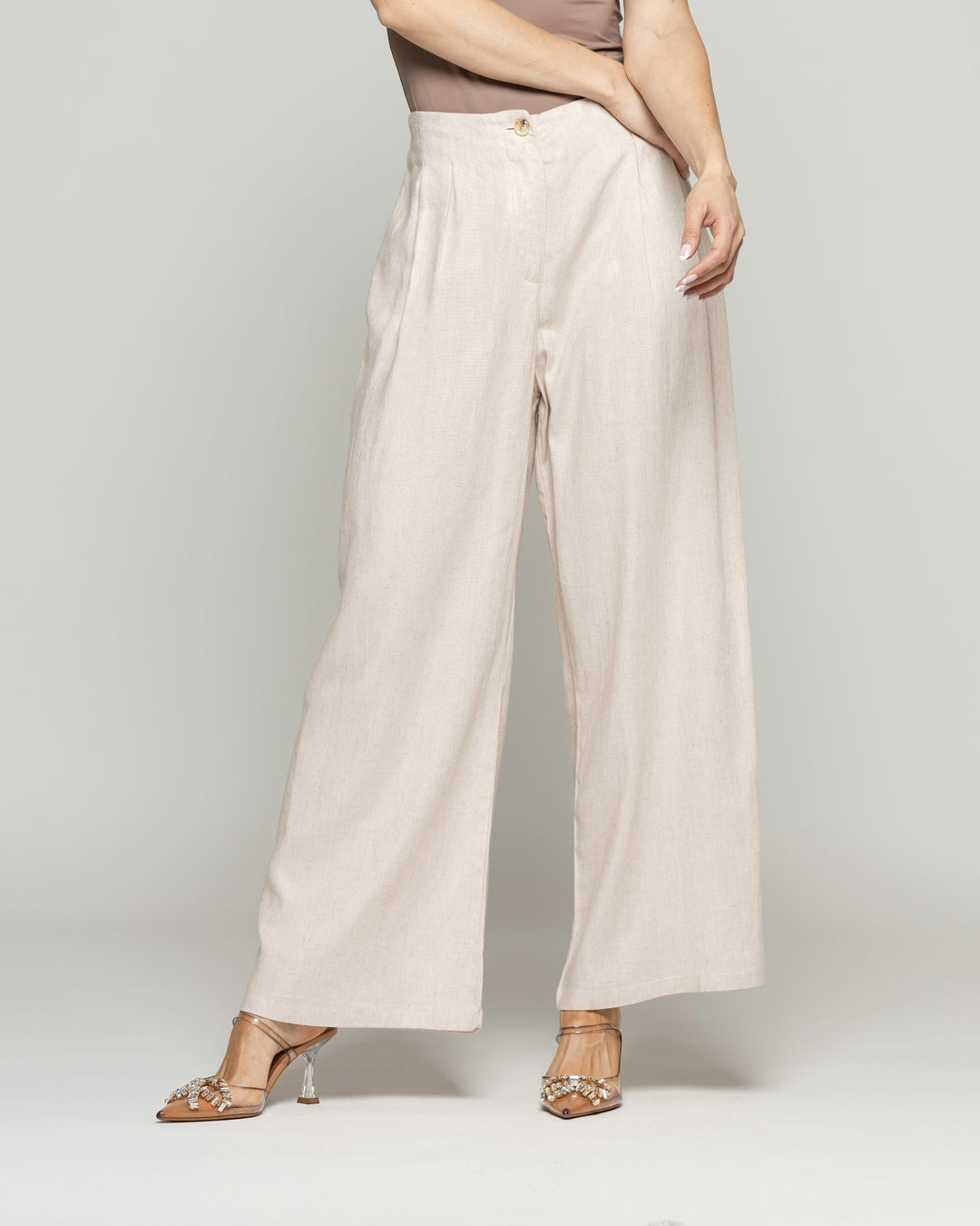 Pantalón Mujer Silene Viscosa Con Pinzas Natural Ludovica
