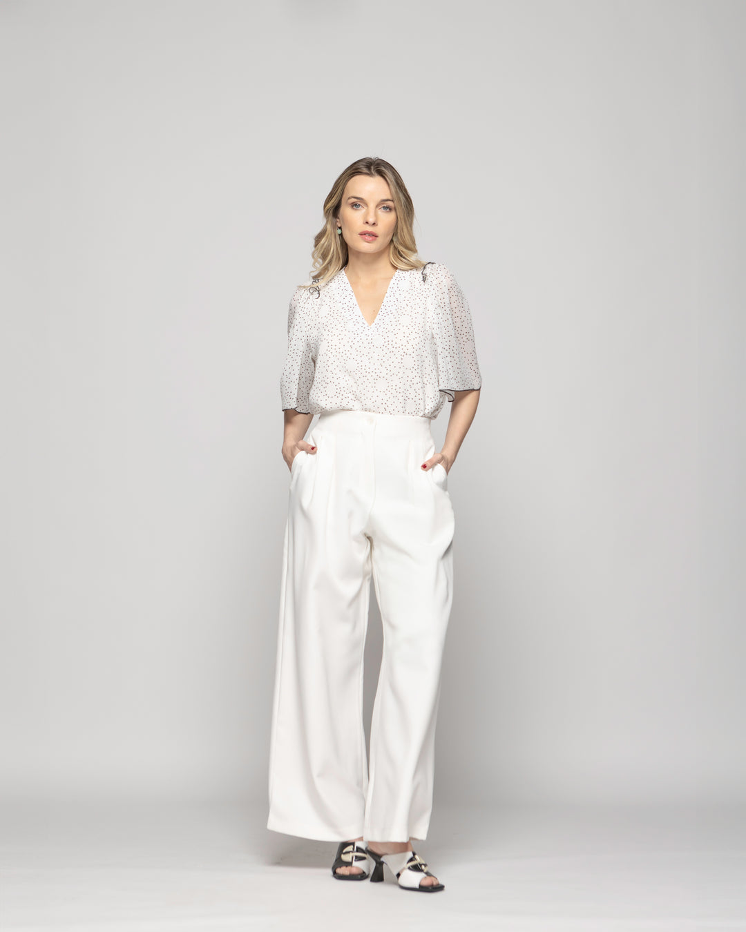Pantalón Mujer Tulipan Con Pinzas Blanco Crudo