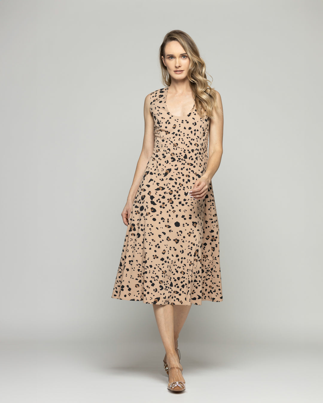Vestido Mujer Vanda Midi Sin Mangas Animal Print Leopardo Café Ludovica