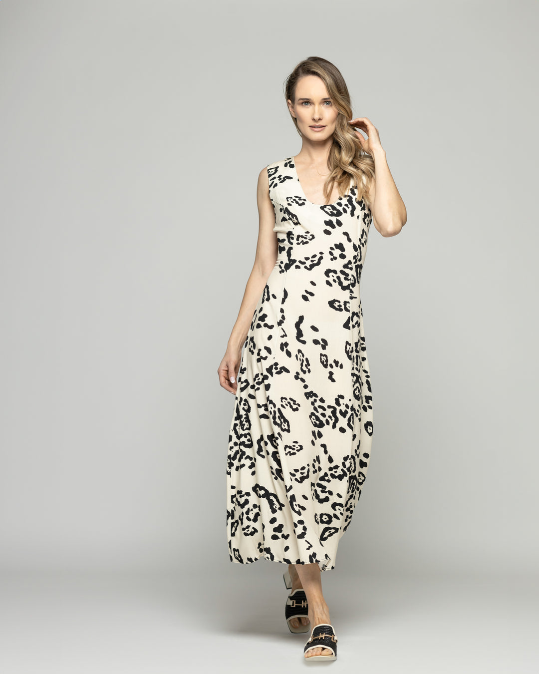 Vestido Mujer Vanda Midi Viscosa Sin Mangas Estampado Beige Ludovica