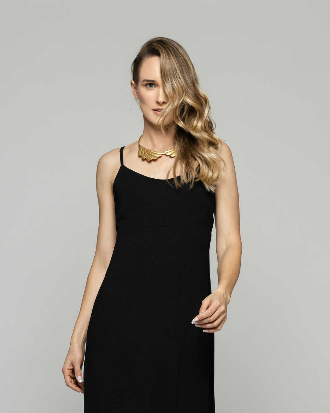 Vestido Mujer Vallota Tirantes Largo Espalda Descubierta Negro Ludovica