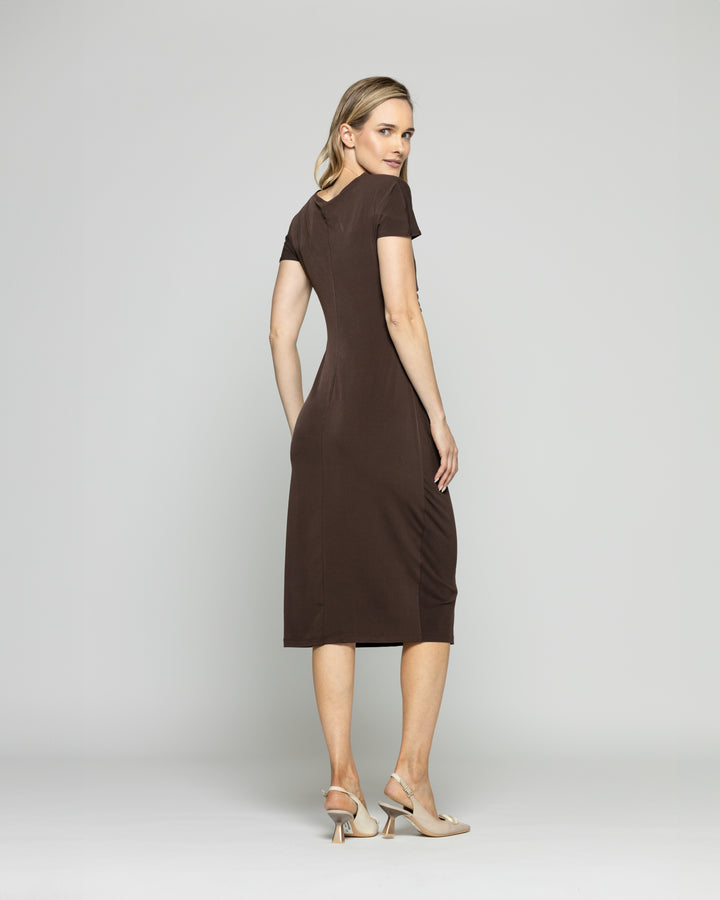 Vestido Mujer Alelí Midi Manga Corta Drapeado En Cintura Café Chocolate Ludovica