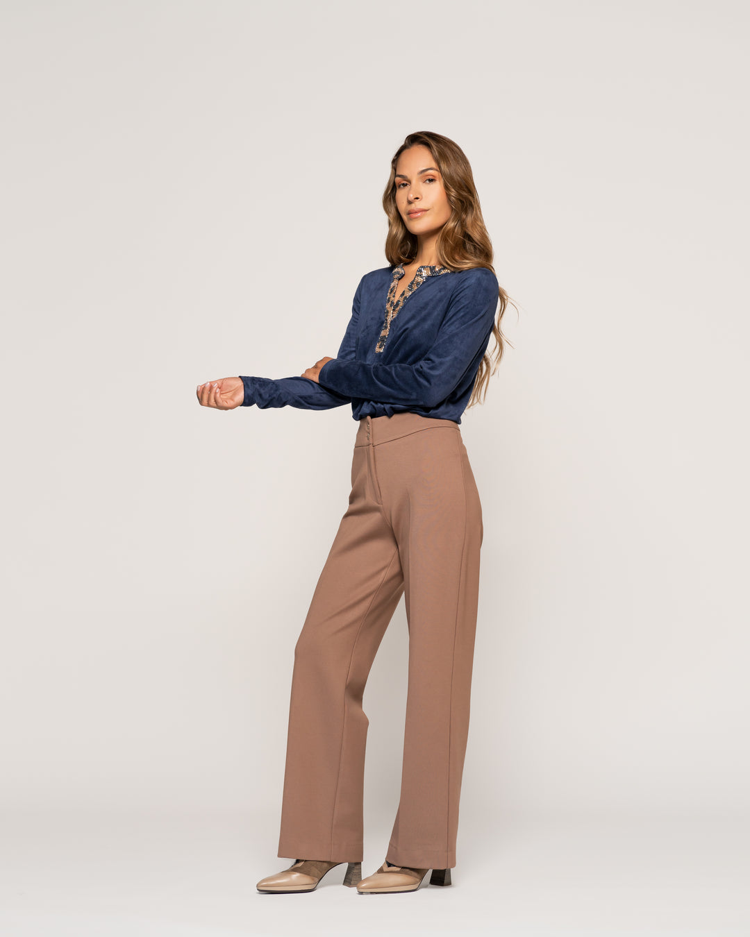 Pantalón Dominga Moka Recto Sastrero Tiro Alto Ludovica